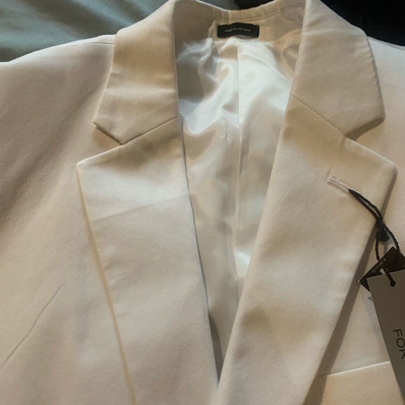 White Sports Jacket. J. Ferrar - Picture 4 of 4